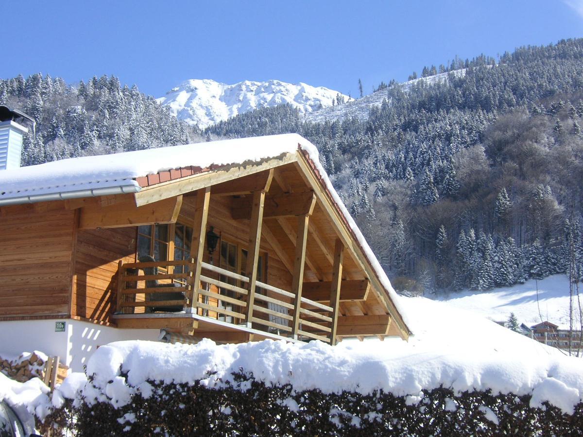Apartment Viktoria Chalet: 4-star Family Wellness Retreat Oberstdorf